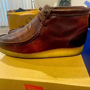 Clarks Originals Wallabees. Rustic brown leather size 11.5 men’s